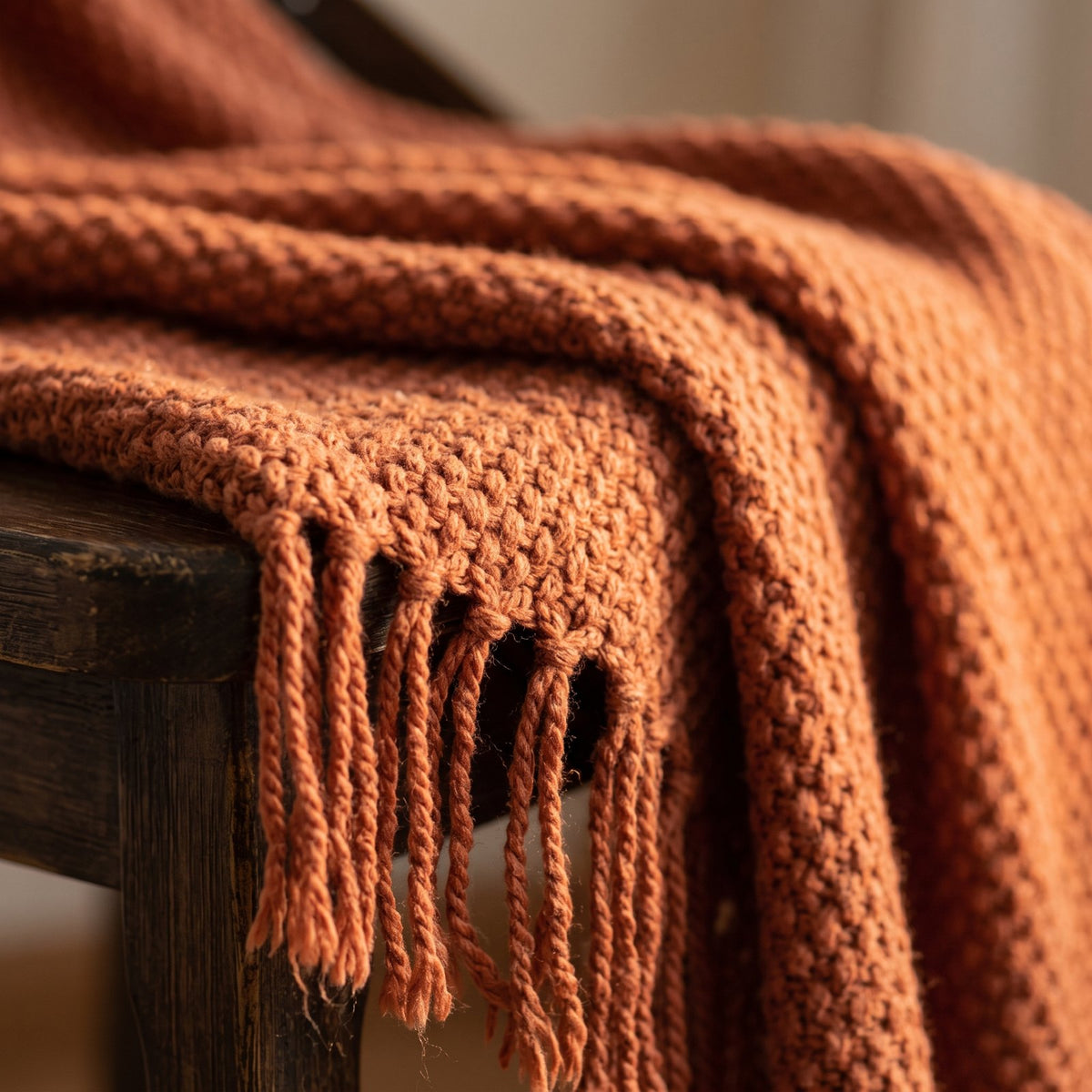 Couleur : Orange - gros plan sur la maille et les franges